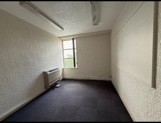 1,080M² OFFICE TO LET IN ALRODE